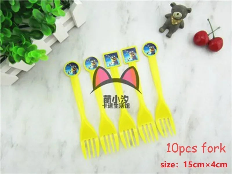 Miniso Minions Party Set – Disposable Cups, Plates & Straws - Image 15